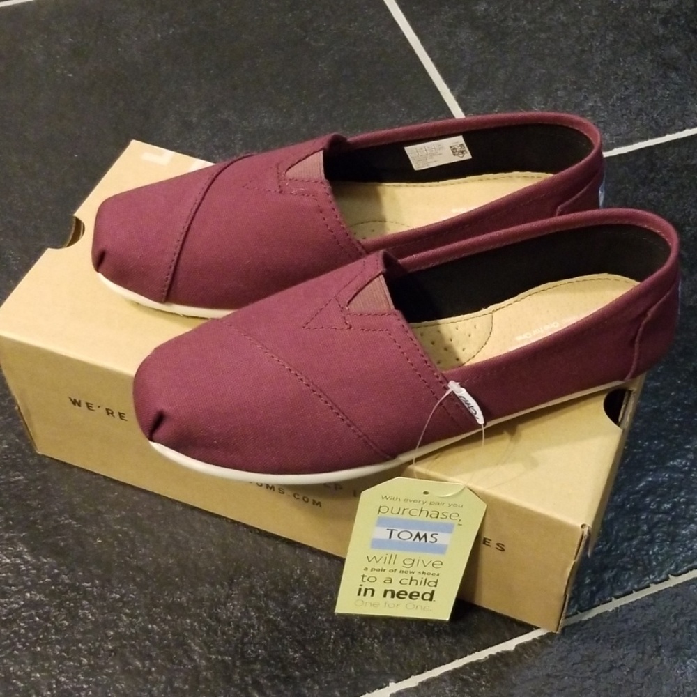Women's Toms